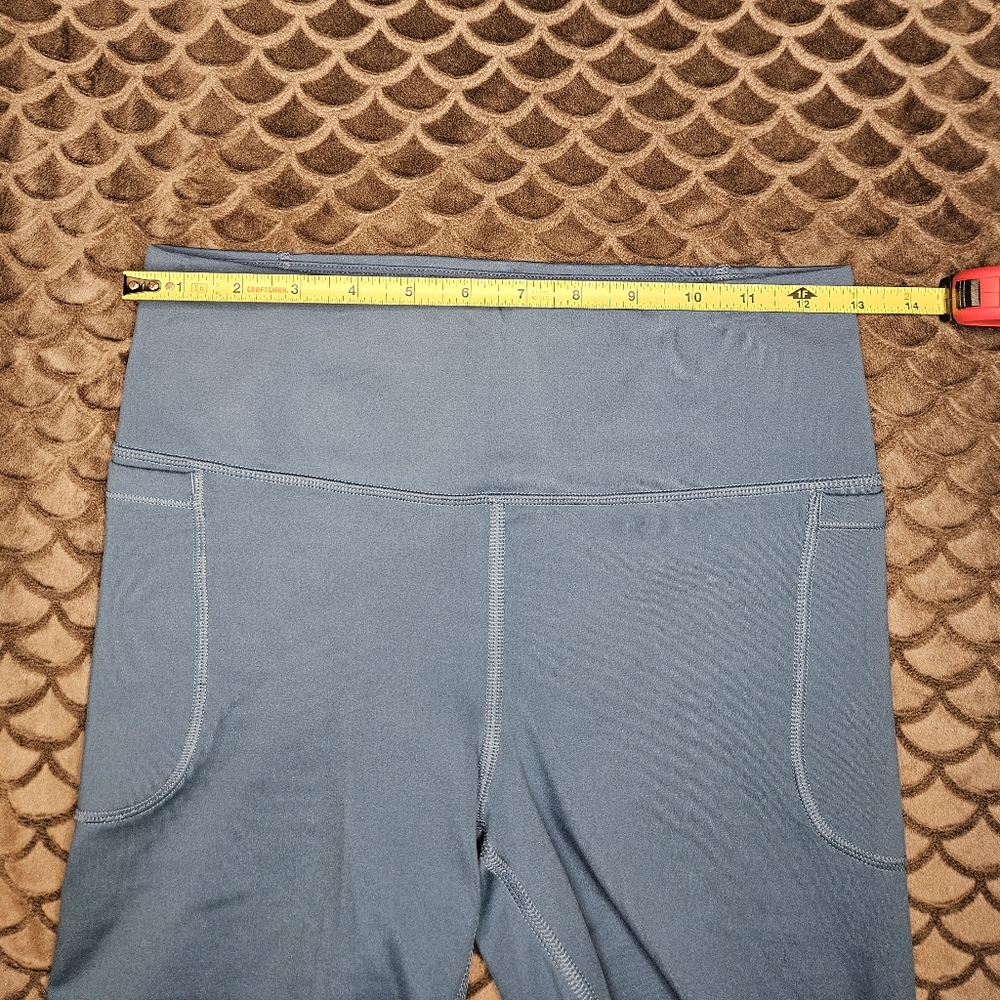 Under Armour High-Rise MFO Movement Bike Short in Static Blue - Size M - Picture 5 of 7